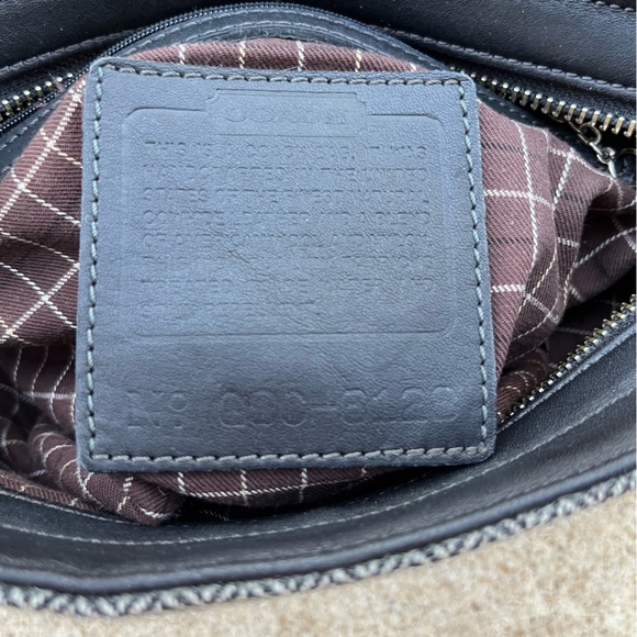 Vintage Coach Bleecker Shoulder Bag 6128 in Black Tweed - Picture 12 of 13